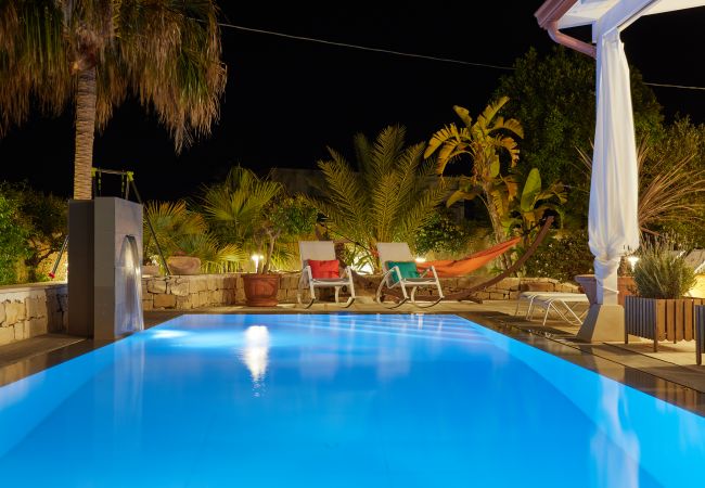 Villa a Ispica - Villa ZAIMA CON PISCINA PRIVATA - Affitti Brevi Italia