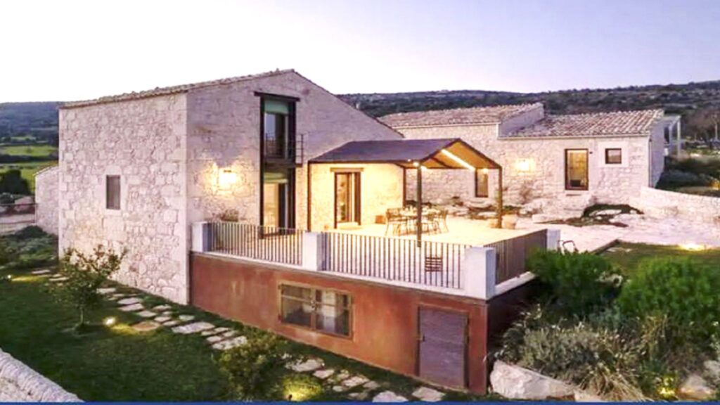 03_casale-del-mandorlo-piscina---jacuzzi-riscaldata