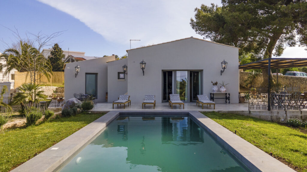 07_villa-malena-con-piscina-privata