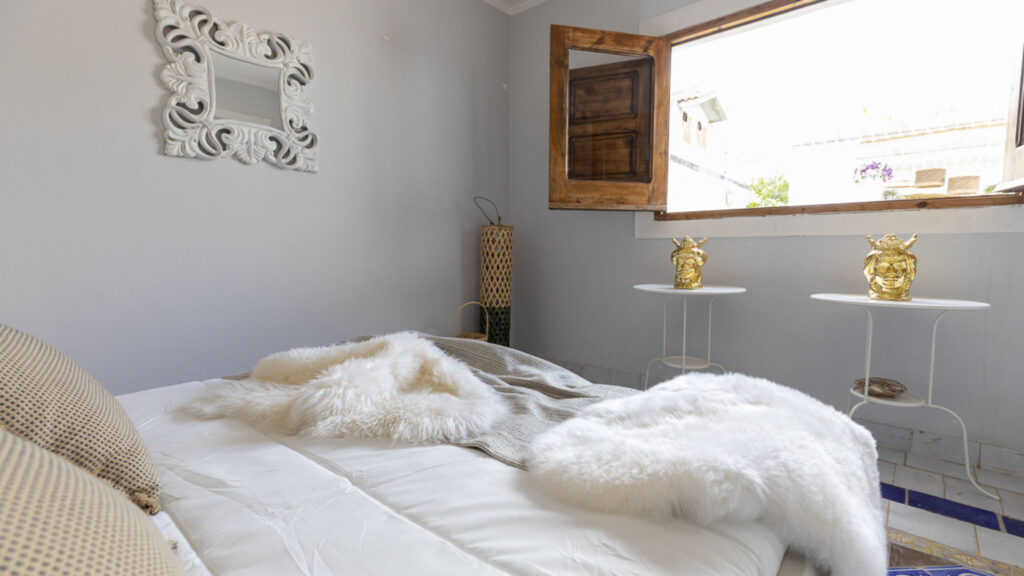 10_maison-bravè-a-due-passi-dal-mare