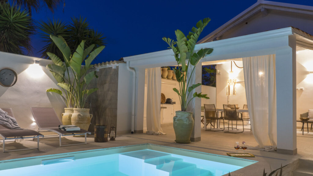 11_villa-delle-palme-con-piscina-privata