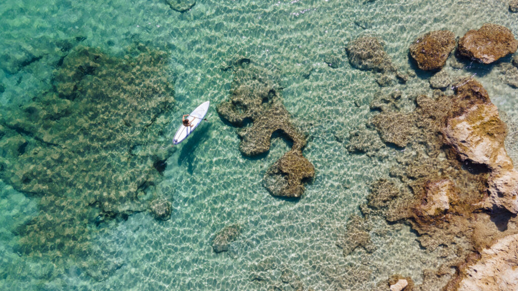 20_maison-bravè-a-due-passi-dal-mare