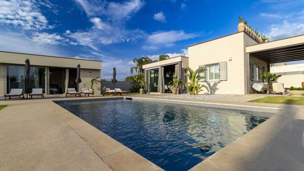 33_villa-olive-champagne-con-piscina-privata