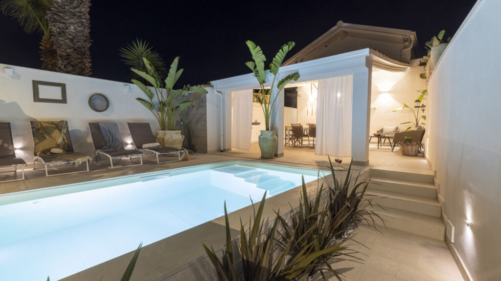 34_villa-delle-palme-con-piscina-privata