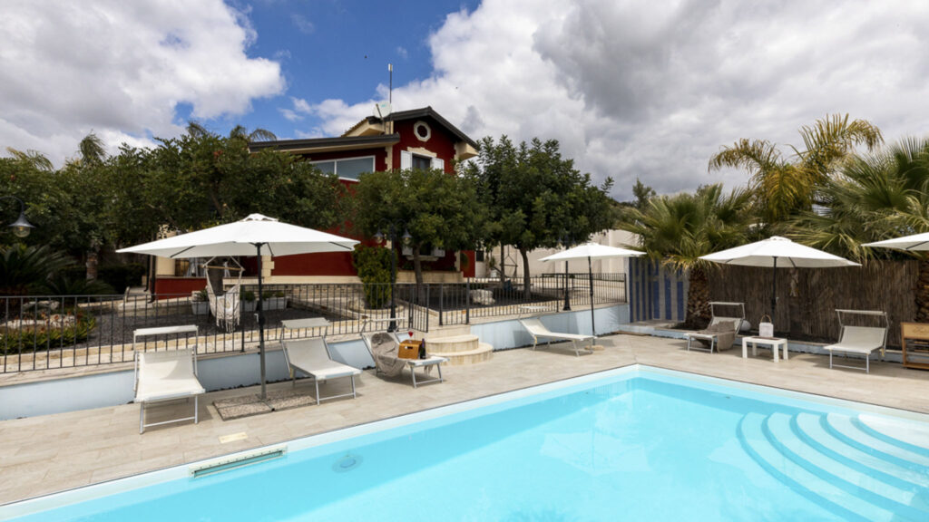 36_villa-del-colle-con-piscina-privata