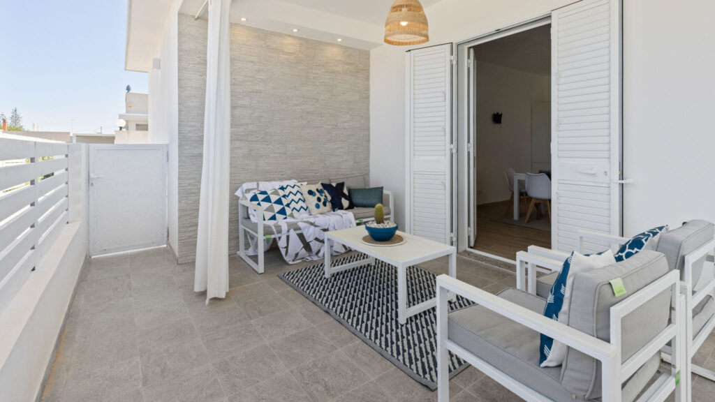 39_casa-un-tocco-di-blu-con-piscina-privata