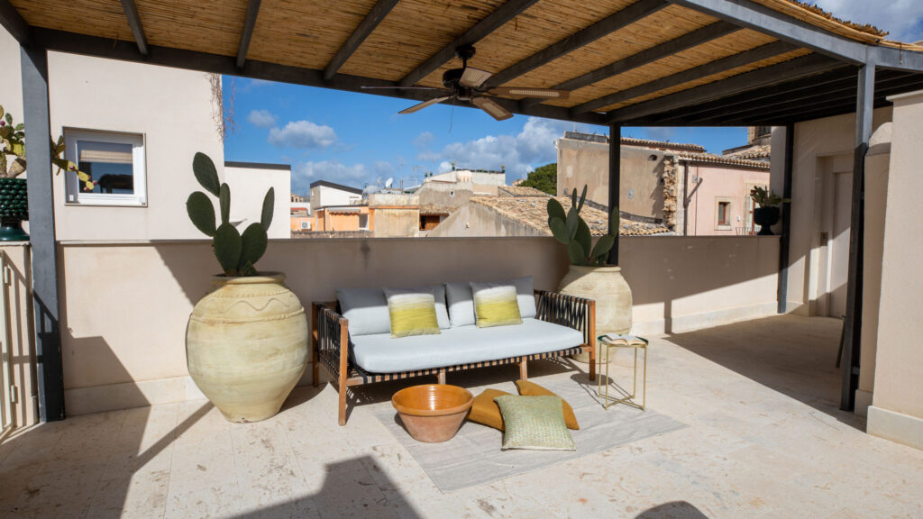 40_suite-aurispa-143-con-terrazza-noto