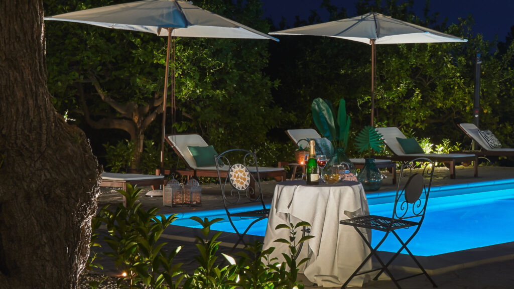 16_casa-dei-limoni-blu-con-piscina