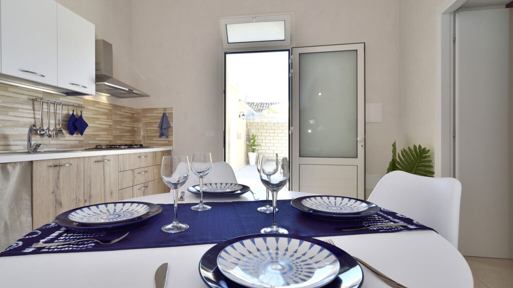 23_casa-dei-limoni-blu-con-piscina